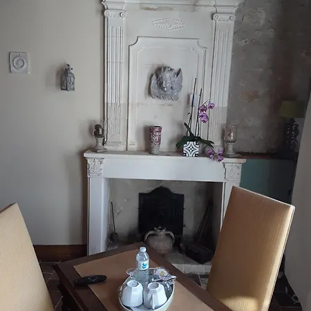 Alojamento de Acomodação e Pequeno-almoço Domaine Les Galards Le Garde