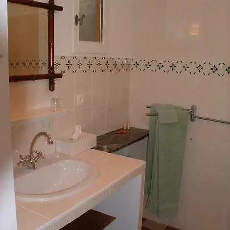 Domaine Les Galards 3* Le Garde